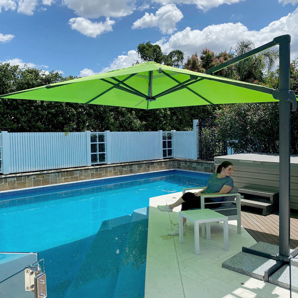 3.5m x 3.5m Cantilever Square | Umbrellas